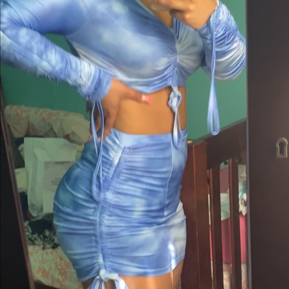 Two piece - Picture 2 of 2